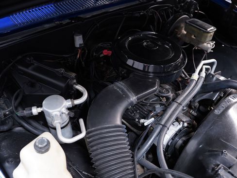 Used 1987 GMC Sierra 1500 2WD Regular Cab image 26