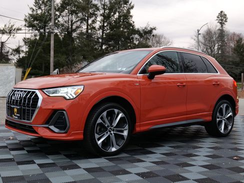 Used 2019 Audi Q3 2.0T Premium Plus w/ Premium Plus Package image 76