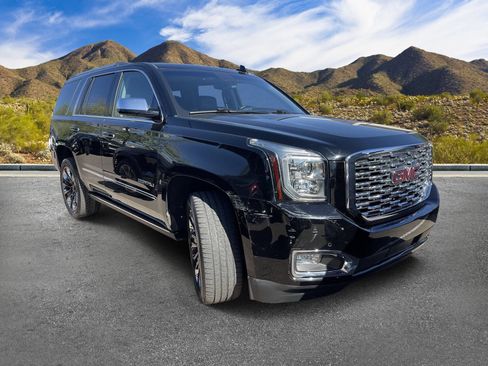 Used 2019 GMC Yukon Denali w/ Denali Ultimate Package RWD image 3