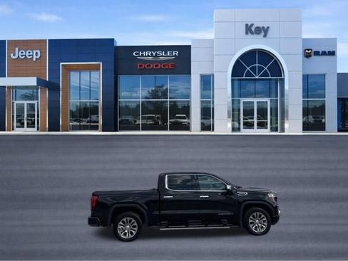 Used 2019 GMC Sierra 1500 Denali w/ Driver Alert Package II AWD/4WD image 7