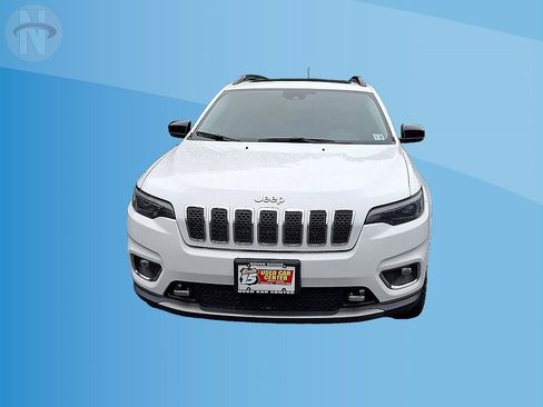 Used 2022 Jeep Cherokee Limited w/ Elite Package AWD/4WD image 3
