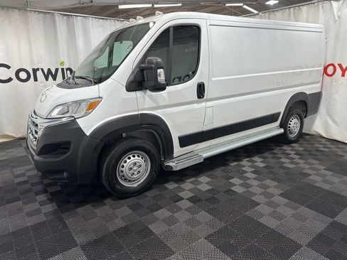 Used 2025 RAM ProMaster 2500 w/ U-Haul Equipment Group image 4