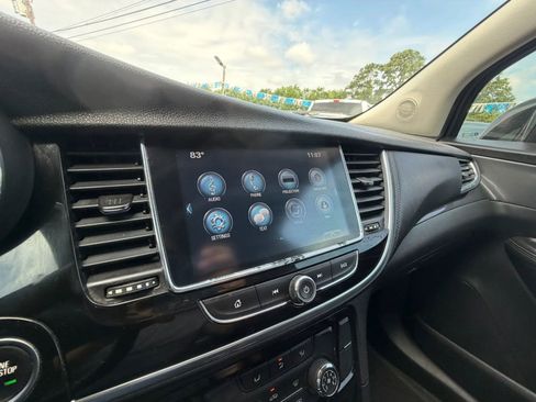 Used 2020 Buick Encore Preferred FWD image 16