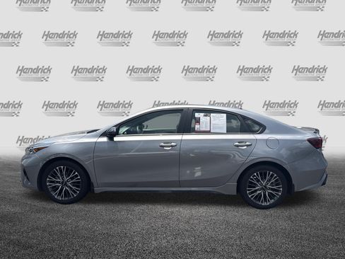 Used 2024 Kia Forte GT-Line w/ GT-Line Premium Package FWD image 7