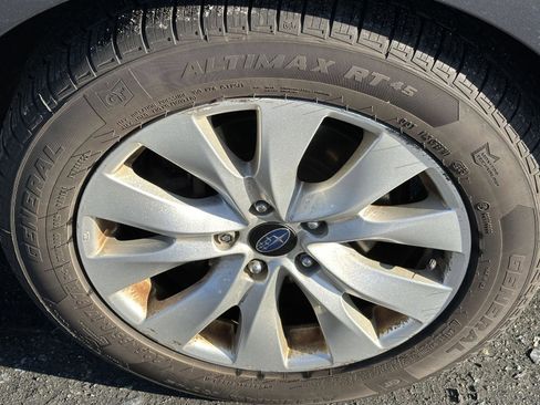 Used 2016 Subaru Legacy 2.5i Premium image 10