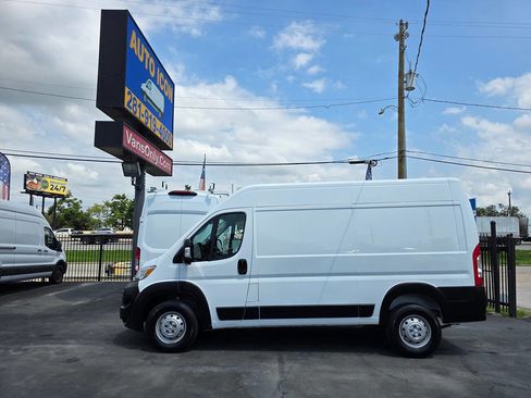 Used 2023 RAM ProMaster 1500 image 4