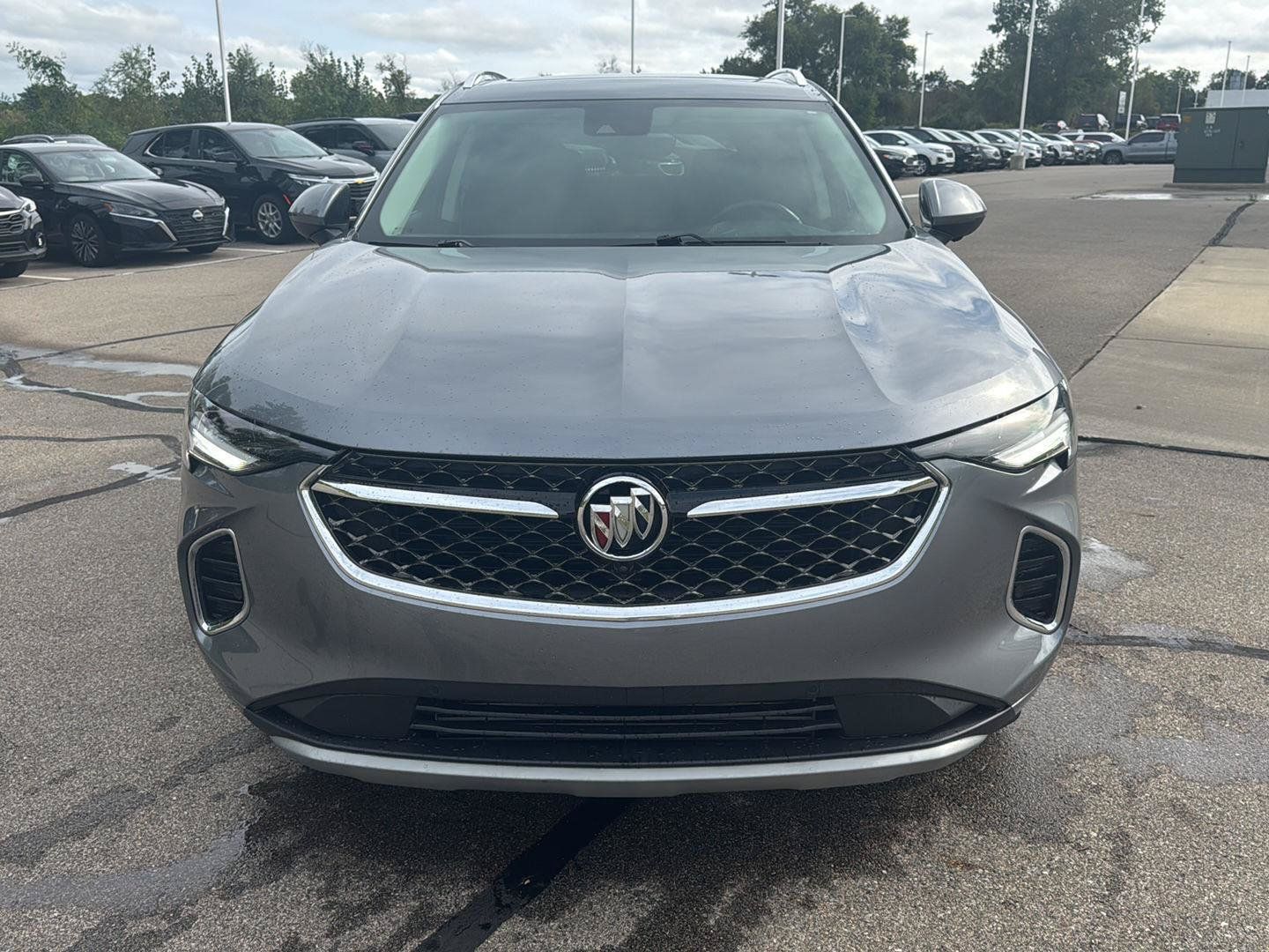 Used 2022 Buick Envision Avenir w/ Technology Package II AWD/4WD image 8