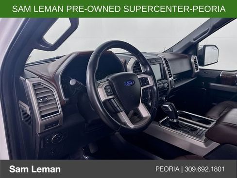 Used 2017 Ford F150 Platinum w/ Equipment Group 701A Luxury AWD/4WD image 9