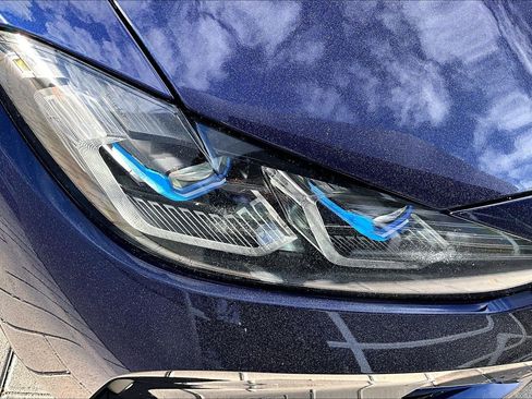 Used 2021 BMW M4 Coupe w/ Executive Package image 28