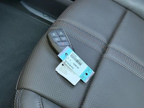 Used 2023 Chevrolet Silverado 1500 High Country w/ Z71 Off-Road Package image 35