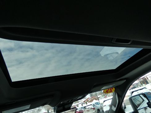 Certified 2025 GMC Sierra 2500 Denali w/ Denali Reserve Package image 15