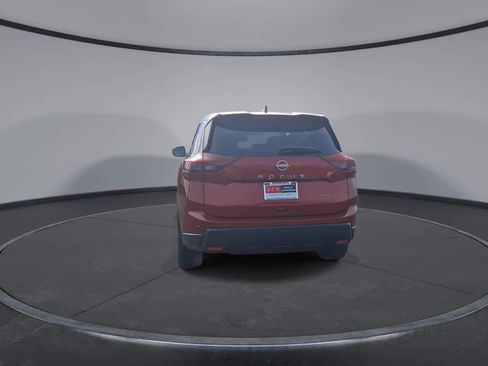 Used 2025 Nissan Rogue SV image 7