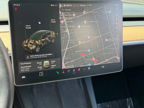 Used 2021 Tesla Model Y Long Range AWD/4WD image 18