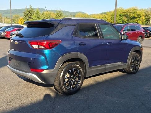 Used 2021 Chevrolet TrailBlazer LT w/ Driver Confidence Package image 8