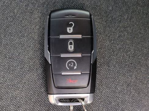 Used 2022 RAM 1500 Big Horn AWD/4WD image 35