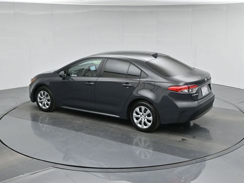 Used 2024 Toyota Corolla LE image 41