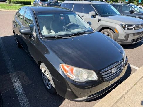 Used 2010 Hyundai Elantra GLS FWD image 15