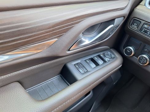 Used 2022 GMC Yukon Denali image 17