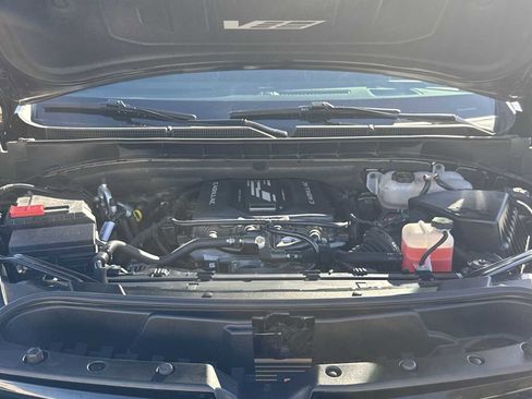 Used 2025 Cadillac Escalade V image 13