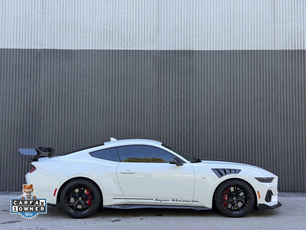 Used 2025 Ford Mustang GT Premium w/ GT Performance Package RWD image 9