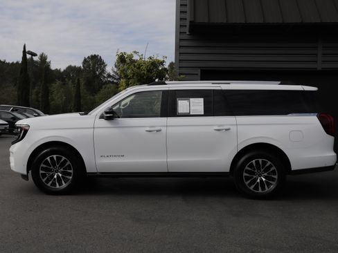 Used 2025 Ford Expedition Max Platinum AWD/4WD image 5