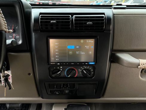 Used 2003 Jeep Wrangler Sport image 28