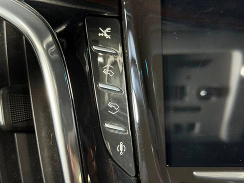 Used 2015 Cadillac Escalade ESV Premium AWD/4WD image 42