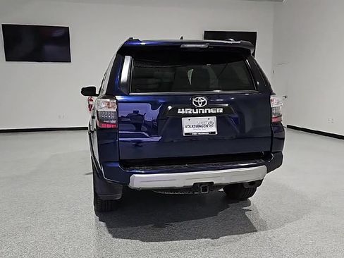 Used 2021 Toyota 4Runner TRD Off-Road Premium AWD/4WD image 7