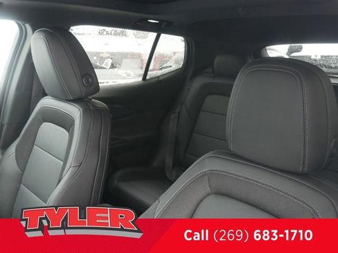 New 2026 Chevrolet Equinox EV LT image 39