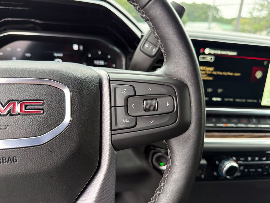 Used 2025 GMC Sierra 2500 SLE AWD/4WD image 17