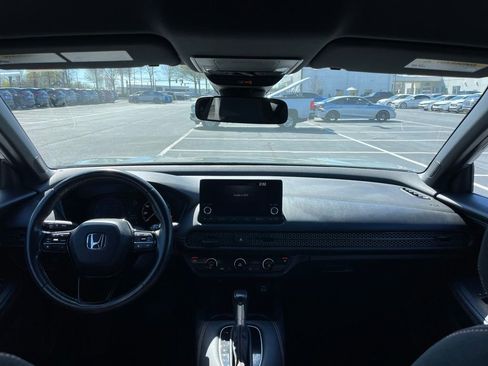 Used 2023 Honda HR-V Sport image 10