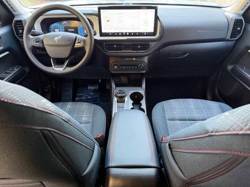 New 2025 Ford Bronco Sport Heritage image 17