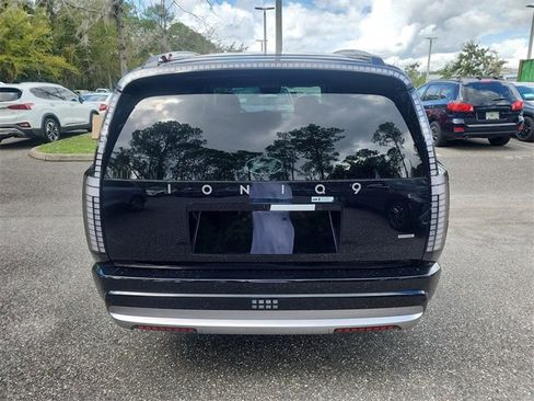 New 2026 Hyundai Ioniq 9 SEL image 4