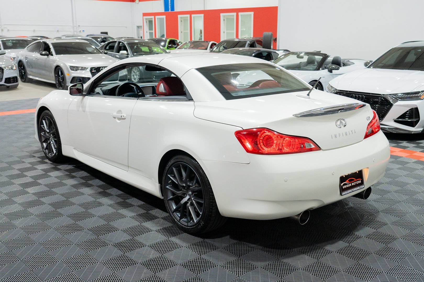 Used 2013 INFINITI G37 IPL RWD image 40