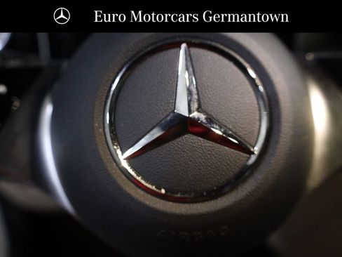 Used 2026 Mercedes-Benz GLC 300 4MATIC image 13