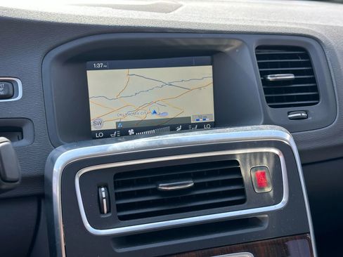 Used 2012 Volvo S60 T5 image 35