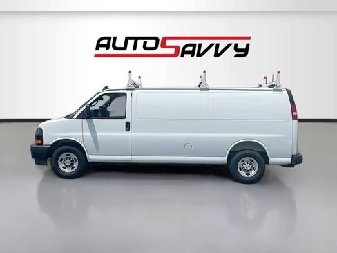 Used 2025 Chevrolet Express 2500 Extended w/ Safety Package RWD image 4