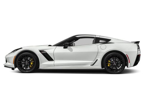 Used 2015 Chevrolet Corvette Z06 w/ Z07 Performance Package image 3