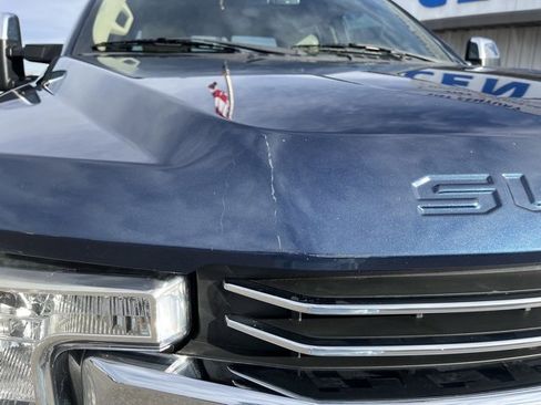 Used 2017 Ford F250 Lariat w/ Chrome Package image 2