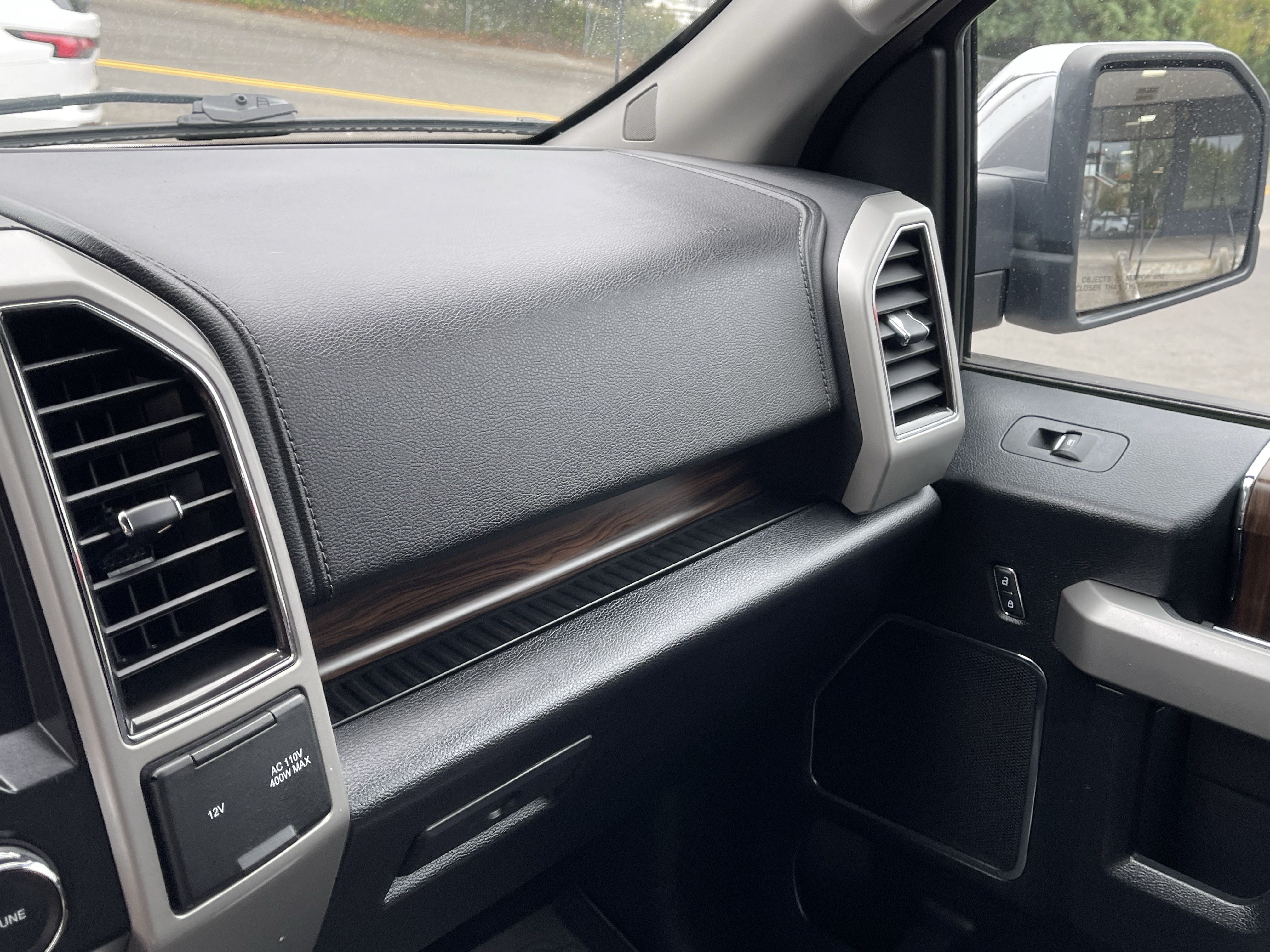 Used 2017 Ford F150 Lariat RWD image 24