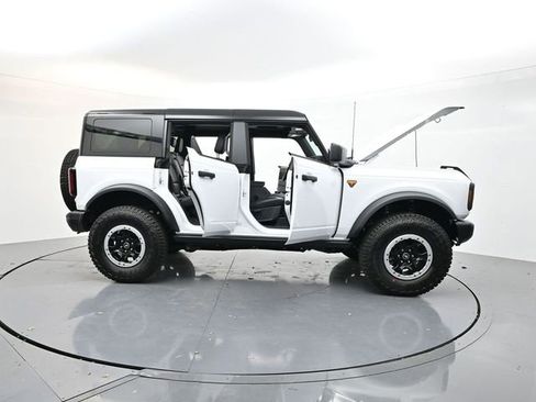 New 2025 Ford Bronco Badlands w/ Sasquatch Package image 41