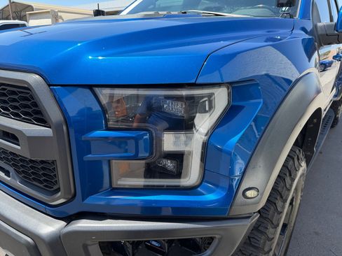 Used 2018 Ford F150 Raptor w/ Equipment Group 802A Luxury AWD/4WD image 9
