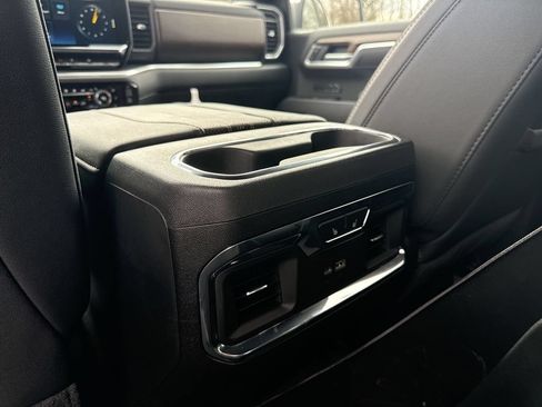 Used 2025 Chevrolet Silverado 1500 High Country w/ High Country Premium Package AWD/4WD image 20