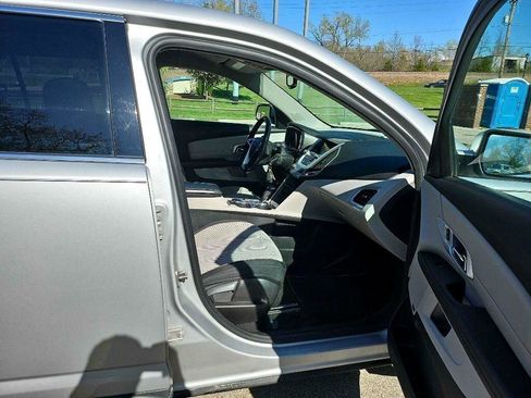 Used 2016 GMC Terrain SLE FWD image 18