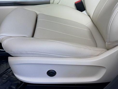 New 2025 Mercedes-Benz GLA 250 image 17