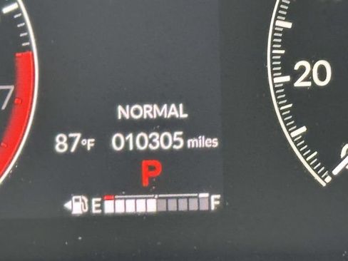 Used 2025 Honda CR-V LX image 24