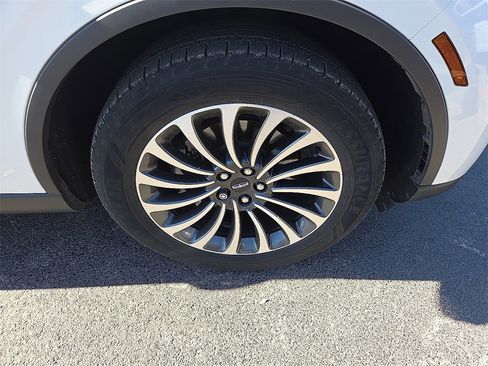 Used 2022 Lincoln Aviator Reserve w/ Elements Package Plus image 7