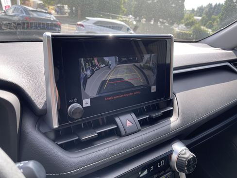 Certified 2024 Toyota RAV4 XLE w/ Convenience Package FWD image 27