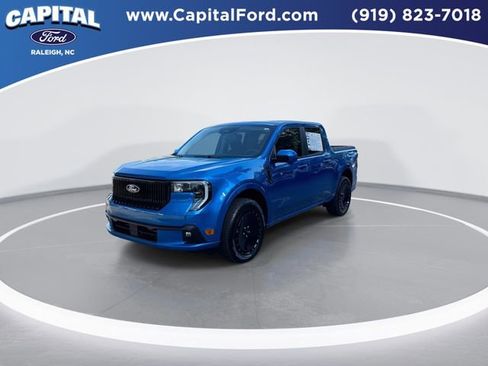 Certified 2025 Ford Maverick Lobo AWD/4WD image 4