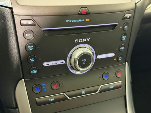 Used 2018 Ford Edge Titanium w/ Equipment Group 301A image 25
